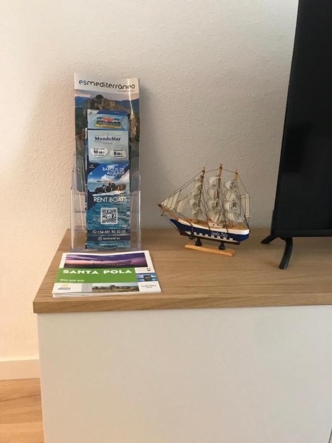 Feines Appartement Mit Hafenblick Santa Pola Eksteriør bilde